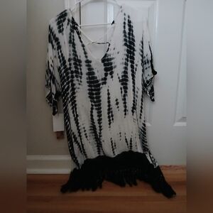 NWT Raya Sun Beach Cover Up